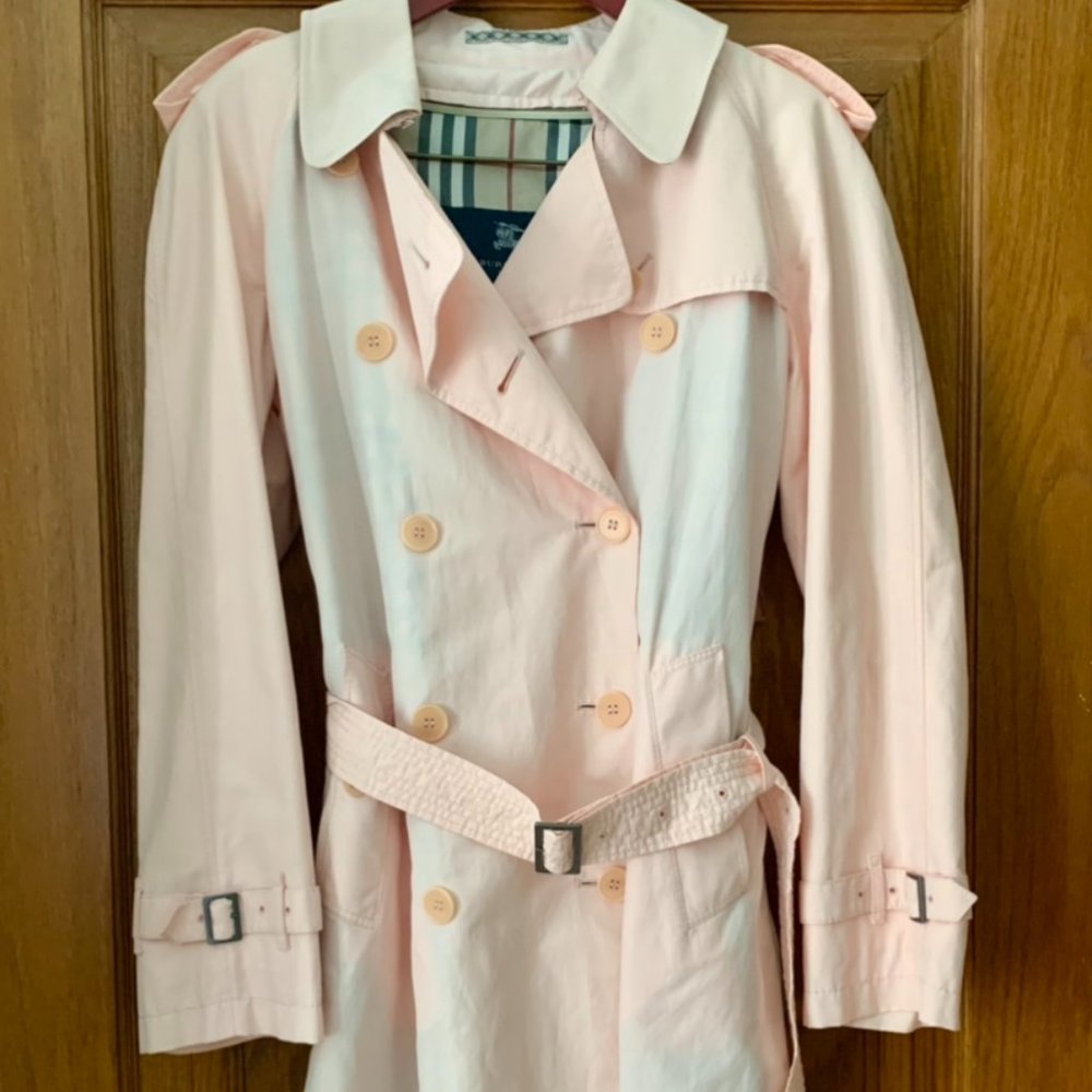 Mid-length Burberry trench coat size
